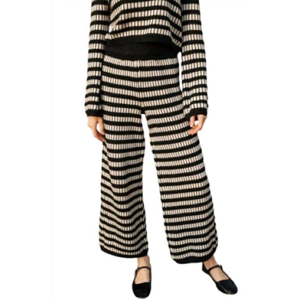 Muse Mixed Pattern Knitted wide leg Pant black and tan Large